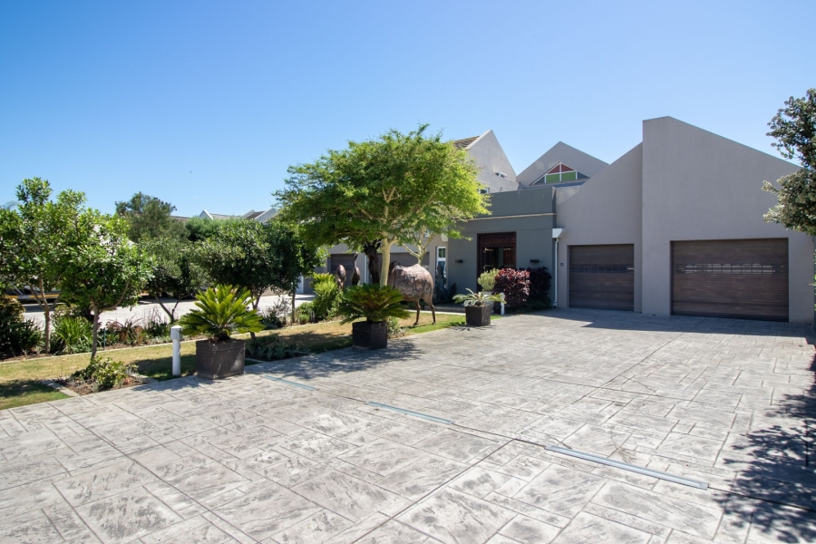 5 Bedroom Property for Sale in Royal Alfred Marina Eastern Cape